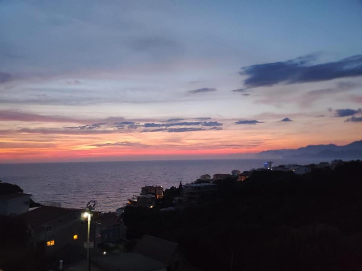 Carefree Apartments Ulcinj Luaran gambar