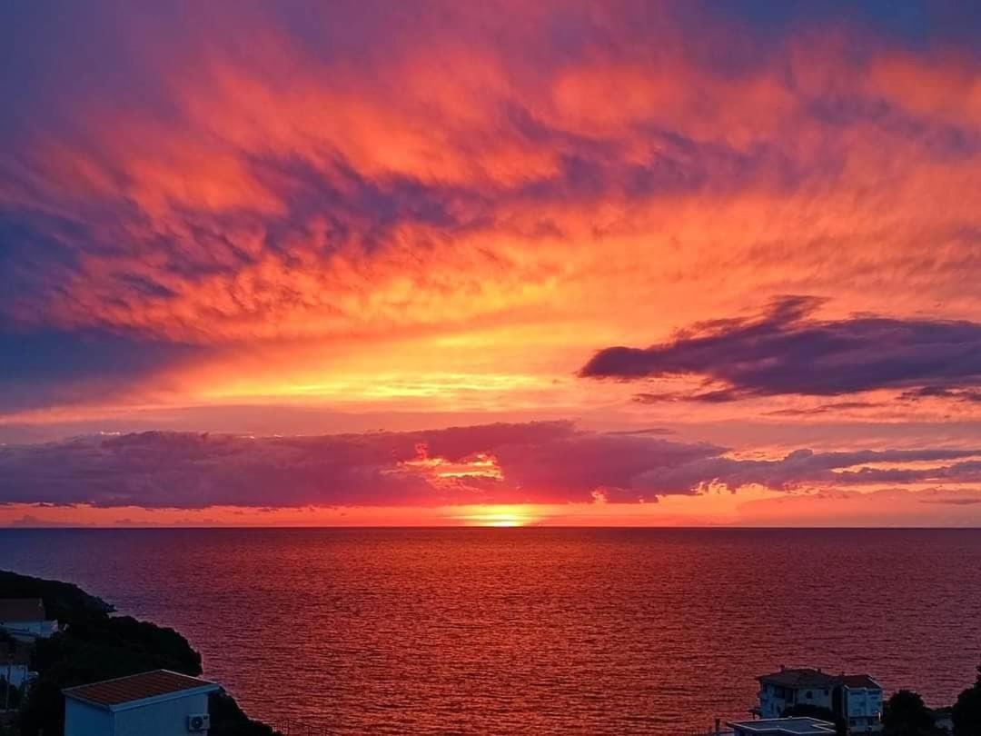 Carefree Apartments Ulcinj Luaran gambar